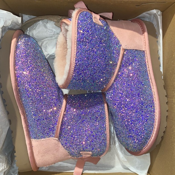 Brand new ugg Cosmo size 6 - Picture 10 of 10